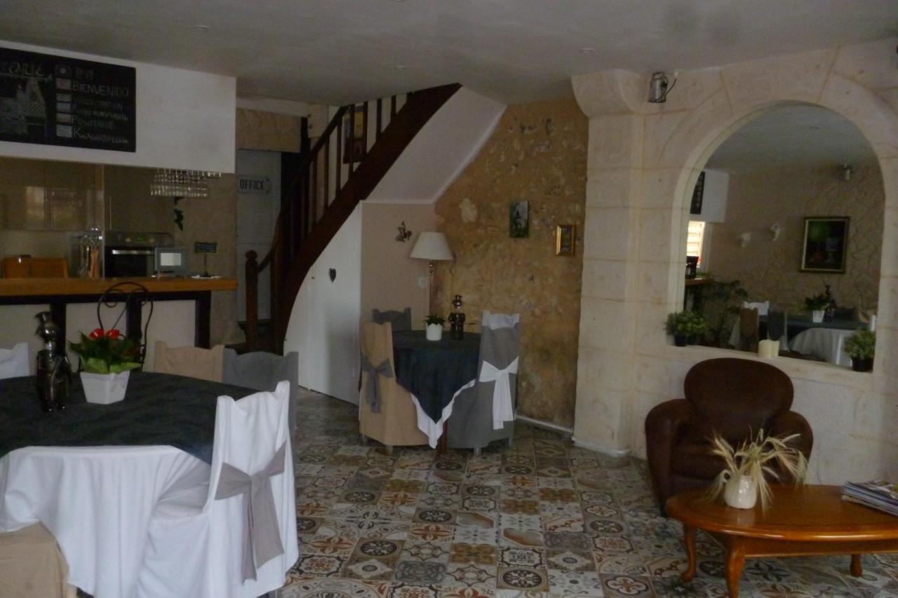 Apartament Le Relais De Montigny Zewnętrze zdjęcie